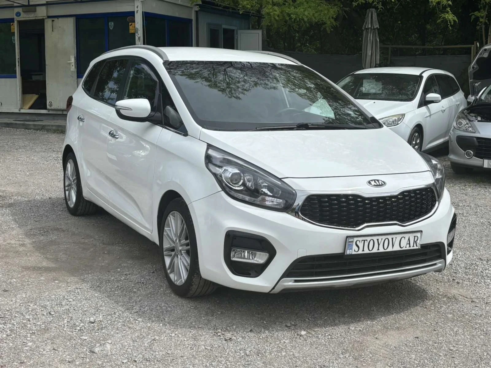 Kia Carens 1.7 eco dynamics - изображение 2