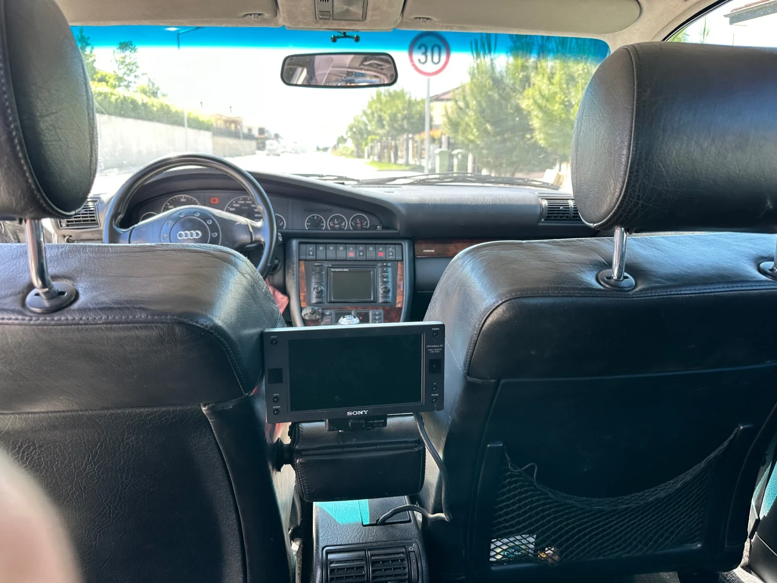 Audi A6 2.5 TDI 140 К.С. - изображение 10