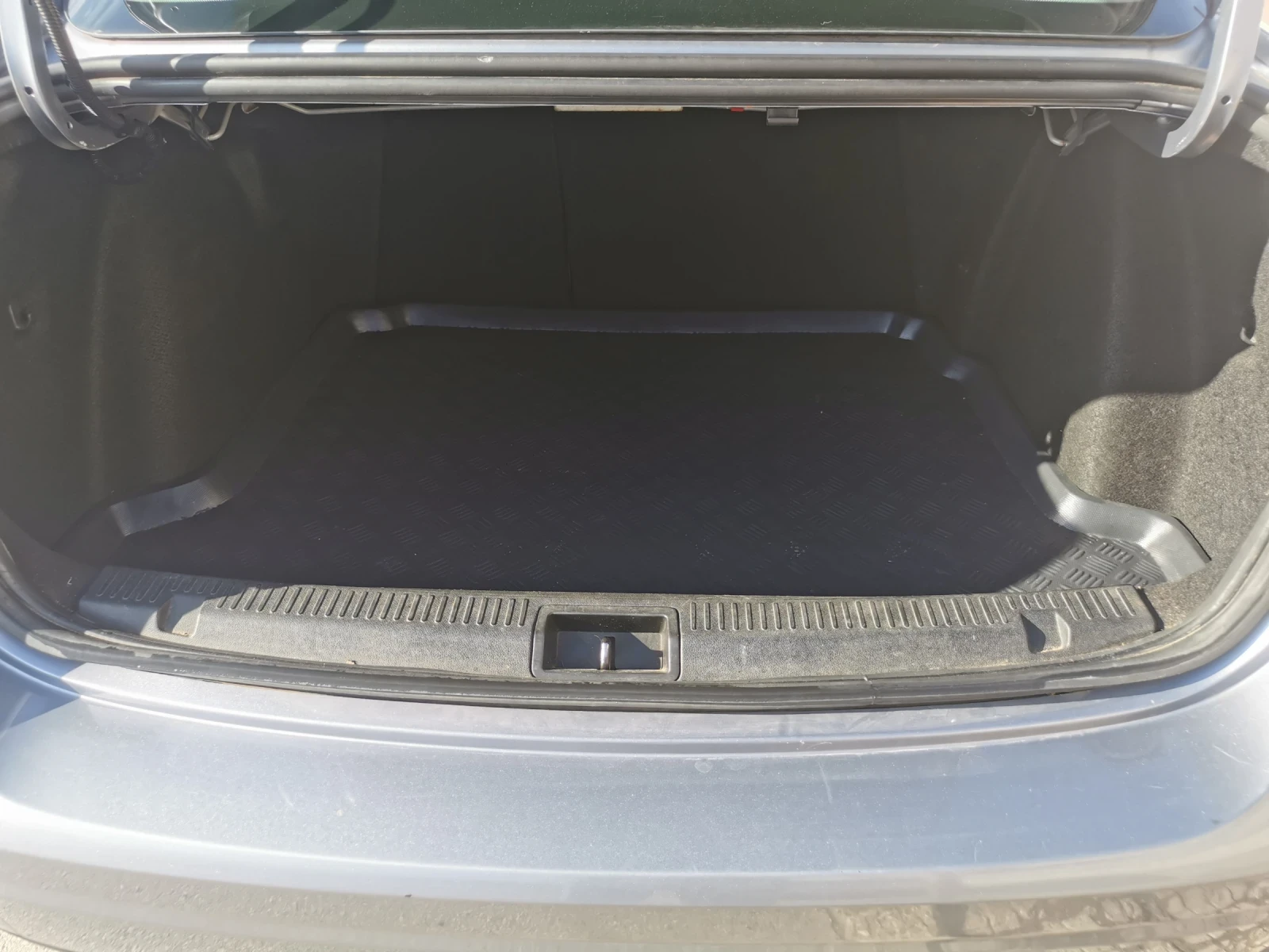 Renault Fluence 1.6 бензин - изображение 7