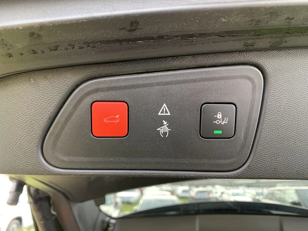 Peugeot 3008 2.0Blue-HDI GT-Line* 8EAT* FULL MAX* ПЕРФЕКТЕН*  | Mobile.bg — изображение 13