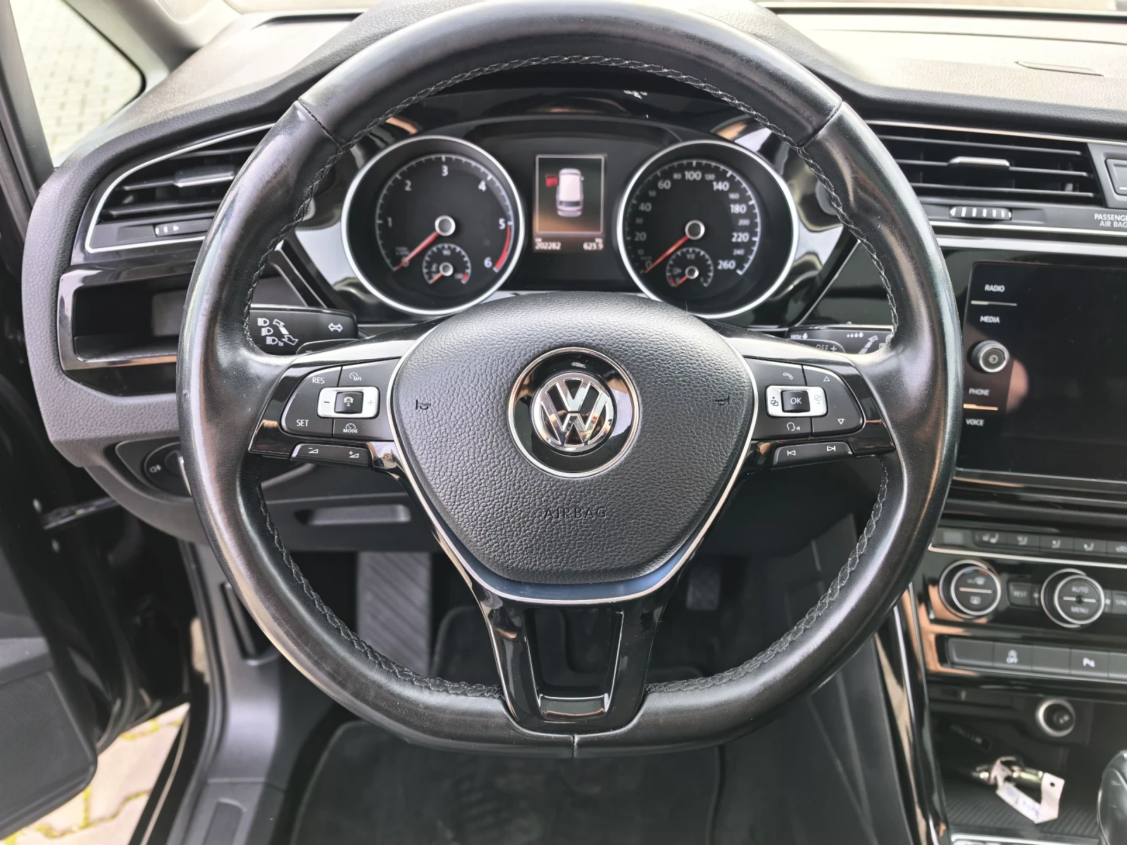 VW Touran ///Rline Full Extra 190�� ��������� ��� ��������� | Mobile.bg � ����������� 14