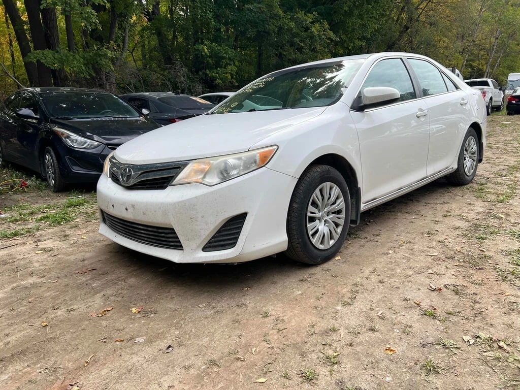Toyota Camry * 4dr Sdn I4 Auto * CARFAX * ���� �� �� | Mobile.bg � ����������� 1