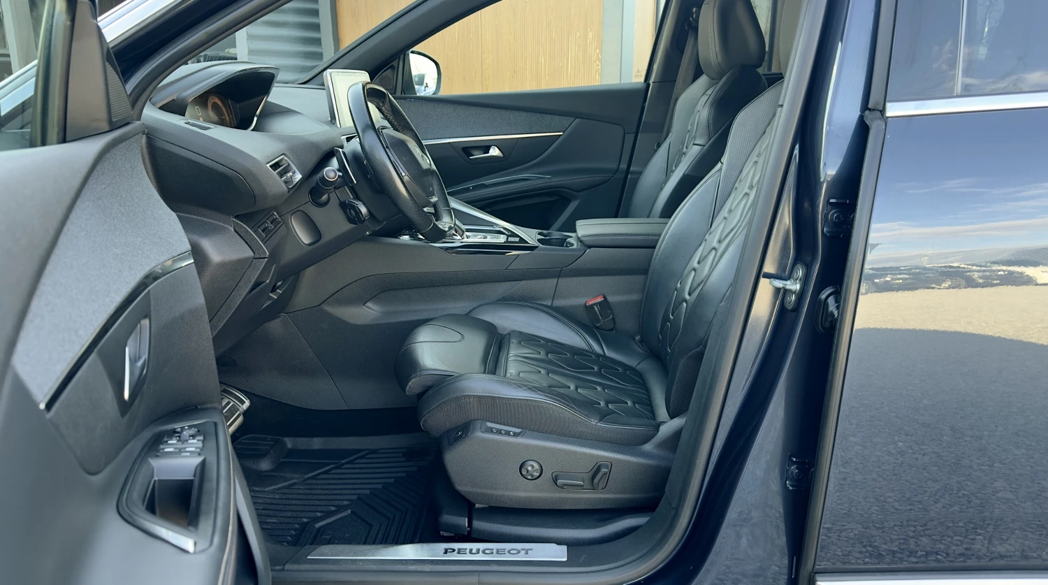 Peugeot 5008 1.6T 180кс.GТLine Aut.Cam360 Carplay Масаж Подгрев - изображение 5