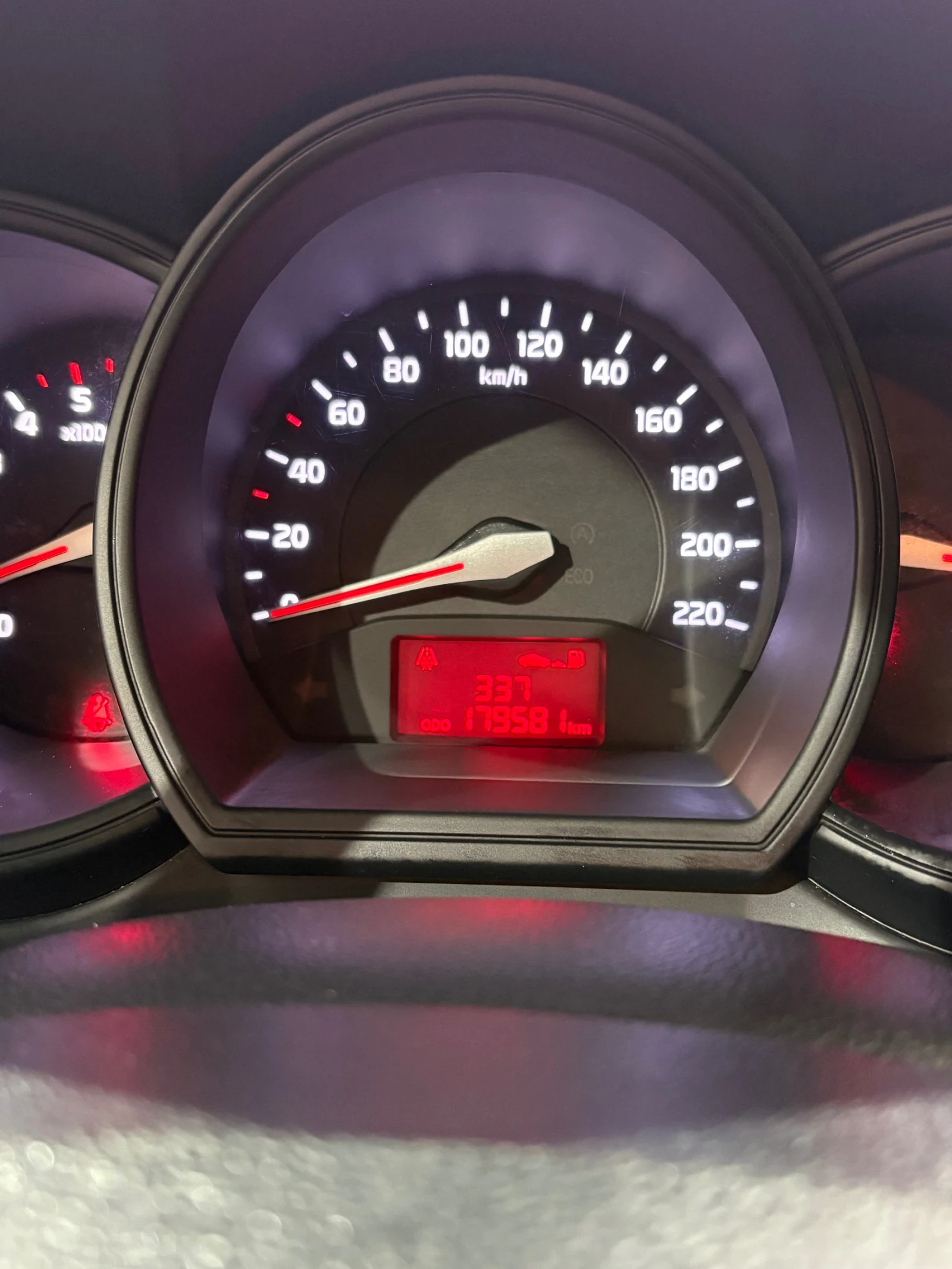 Kia Rio | Mobile.bg � ����������� 9