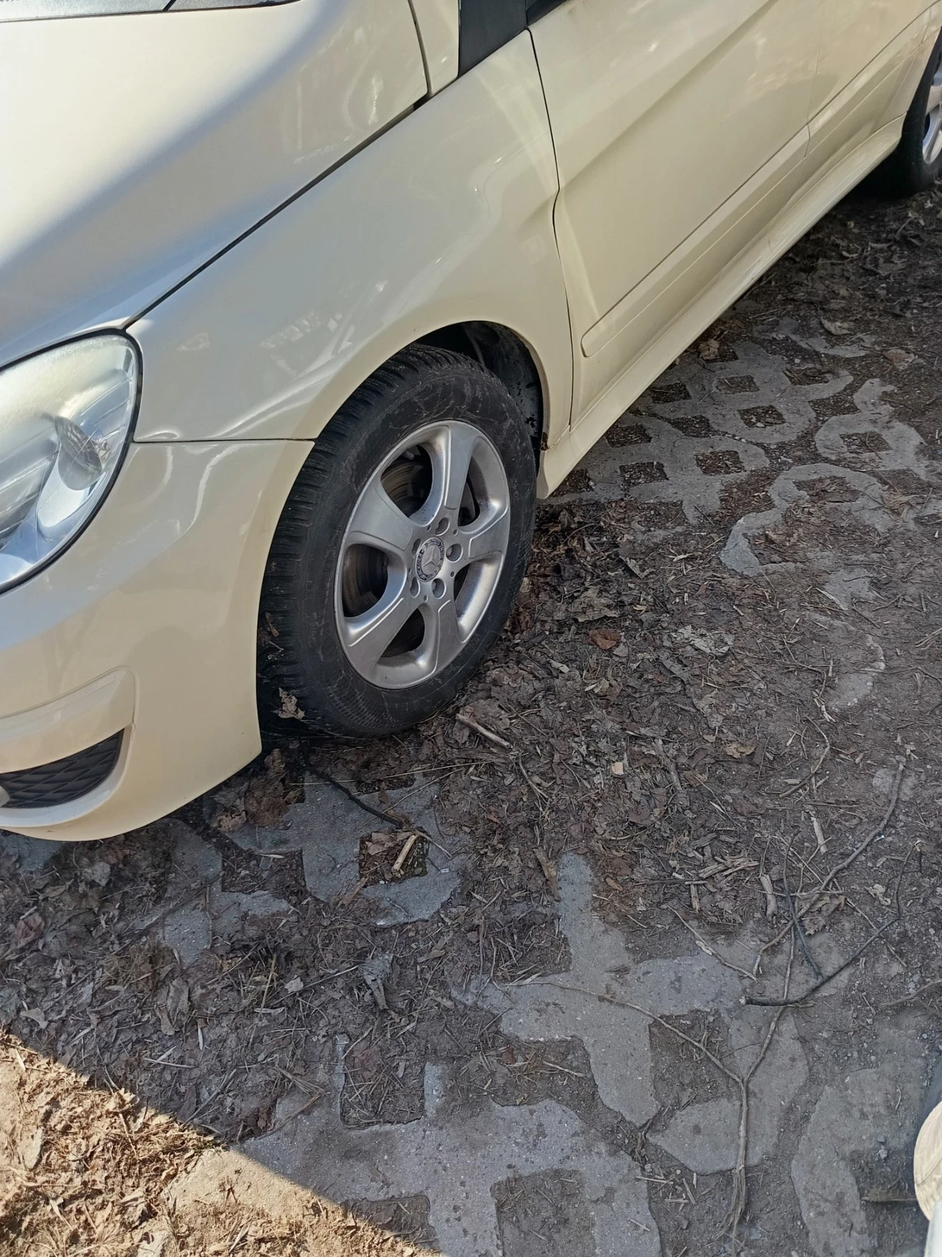 Mercedes-Benz B 180, снимка 8 - Автомобили и джипове - 53861859