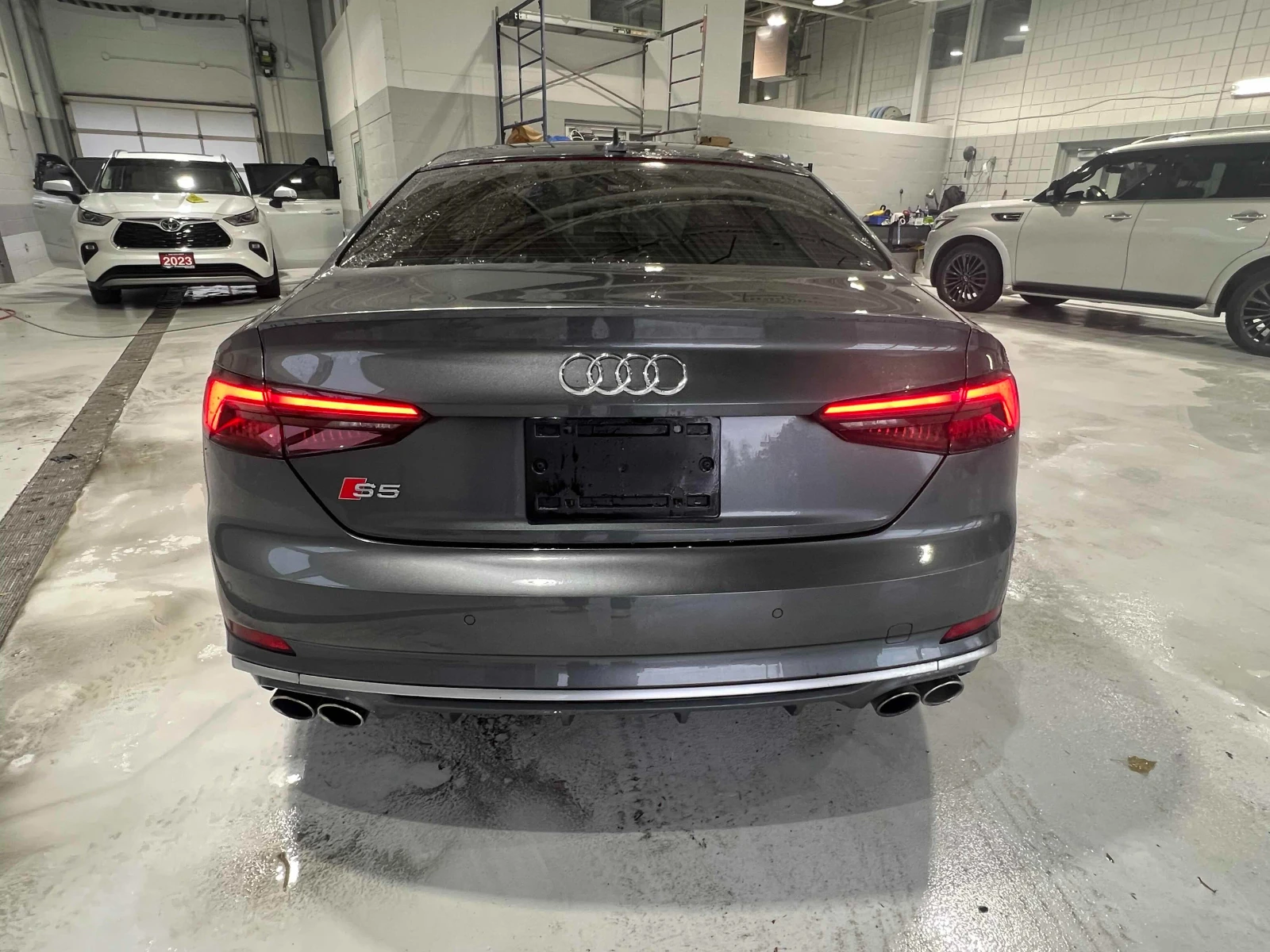 Audi S5 MATRIX* CARBON* 360КАМЕРА* ПОДГРЕВ* , снимка 5 - Автомобили и джипове - 54151548