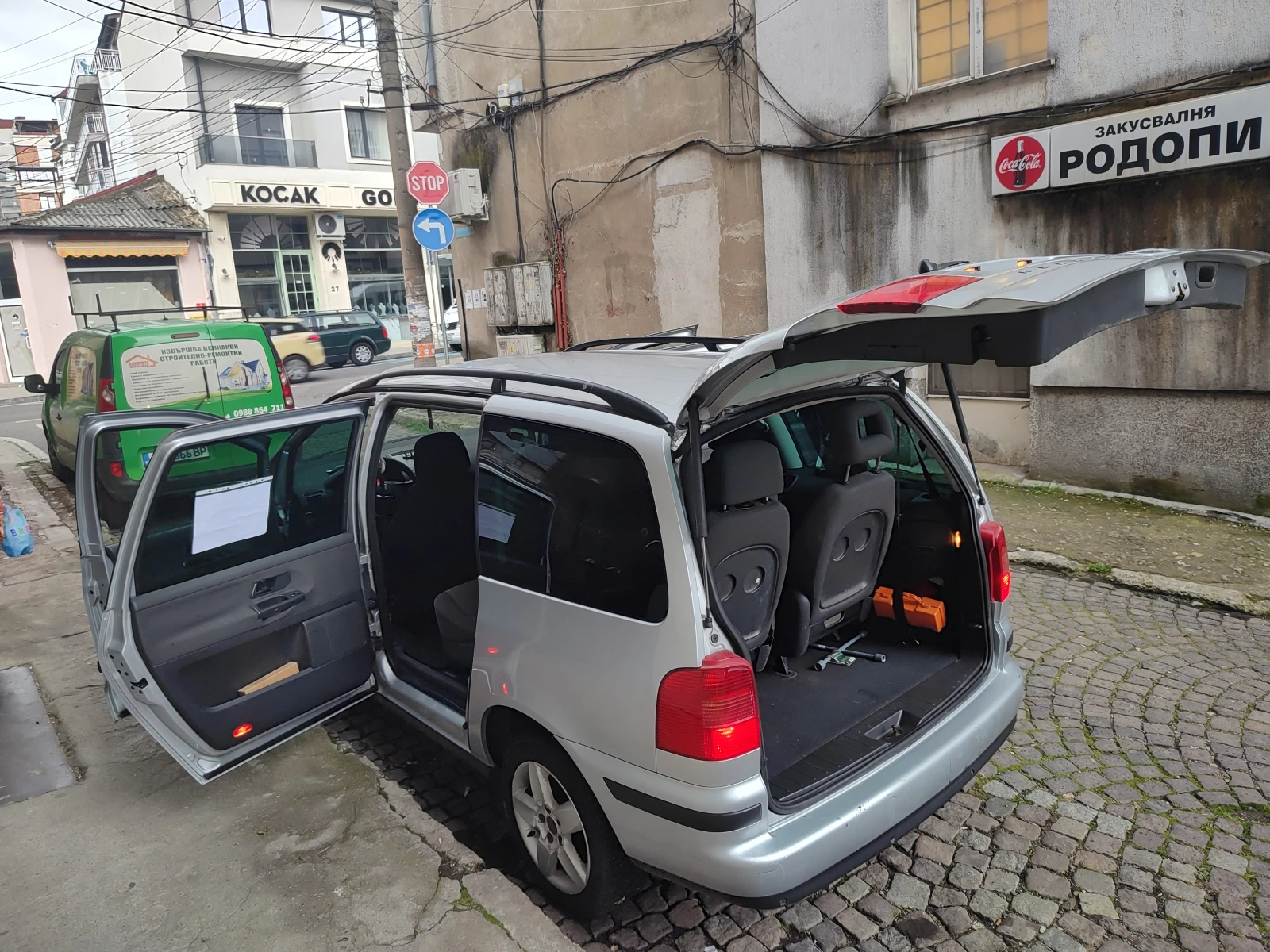 Seat Alhambra, снимка 17 - Автомобили и джипове - 54310983