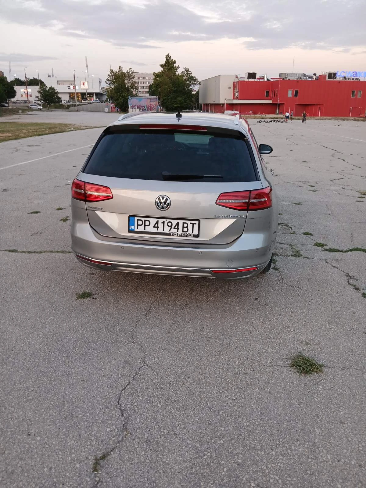 VW Passat 2.0 TDI DIGITAL , снимка 7 - Автомобили и джипове - 55647449