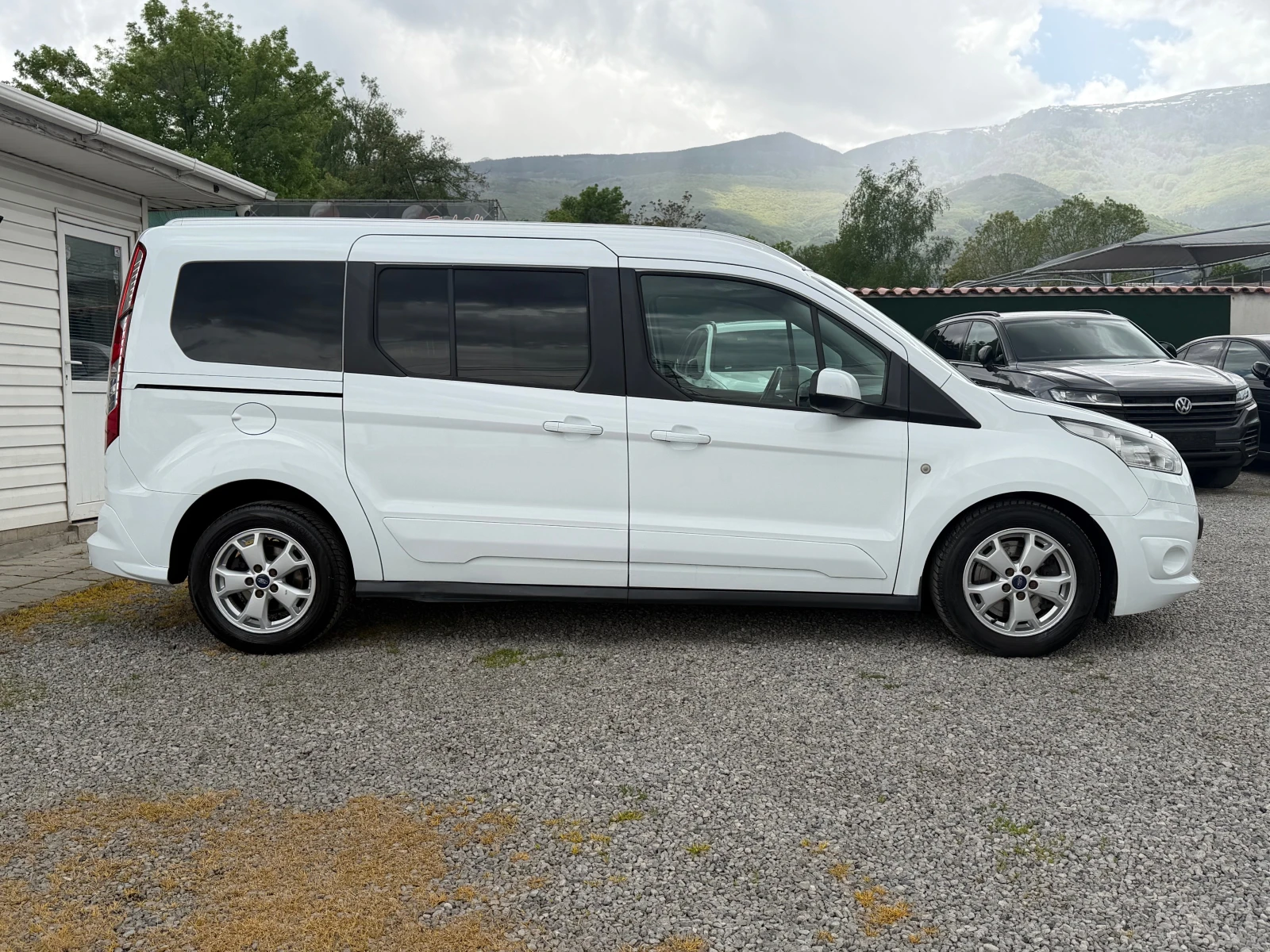 Ford Tourneo Connect 1.5Hdi-Автоматик-Фейс-Швейцария , снимка 5 - Автомобили и джипове - 54826337