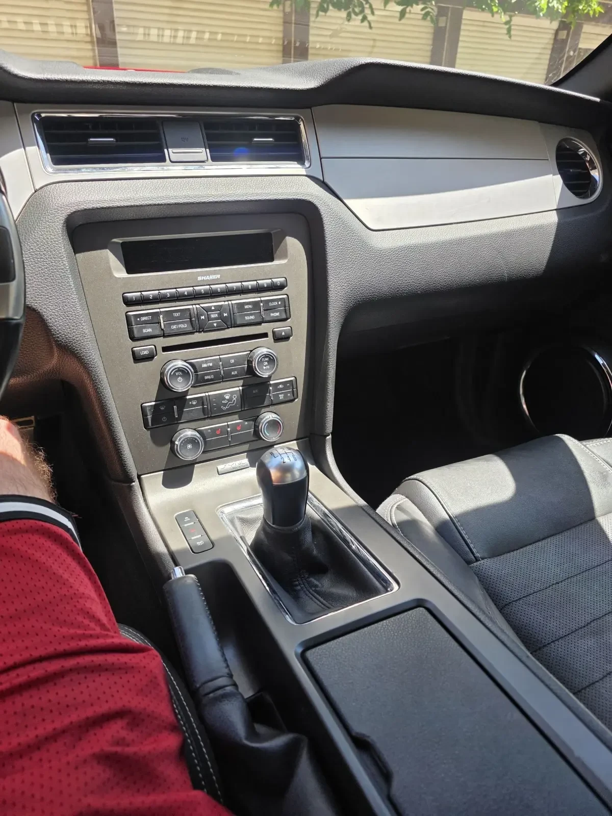 Ford Mustang, снимка 14 - Автомобили и джипове - 54902281
