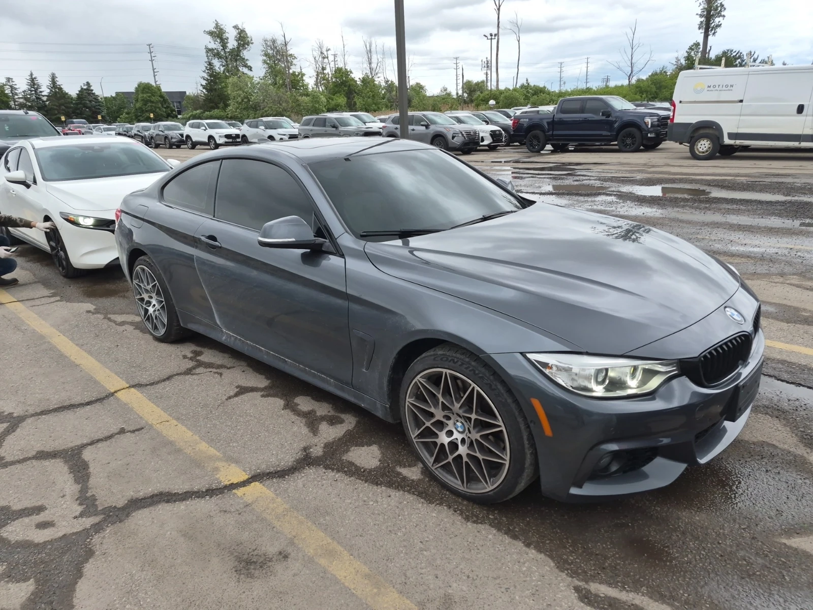 BMW 435 xDrive * Keyless * CARFAX * АВТО КРЕДИТ, снимка 2 - Автомобили и джипове - 54964373