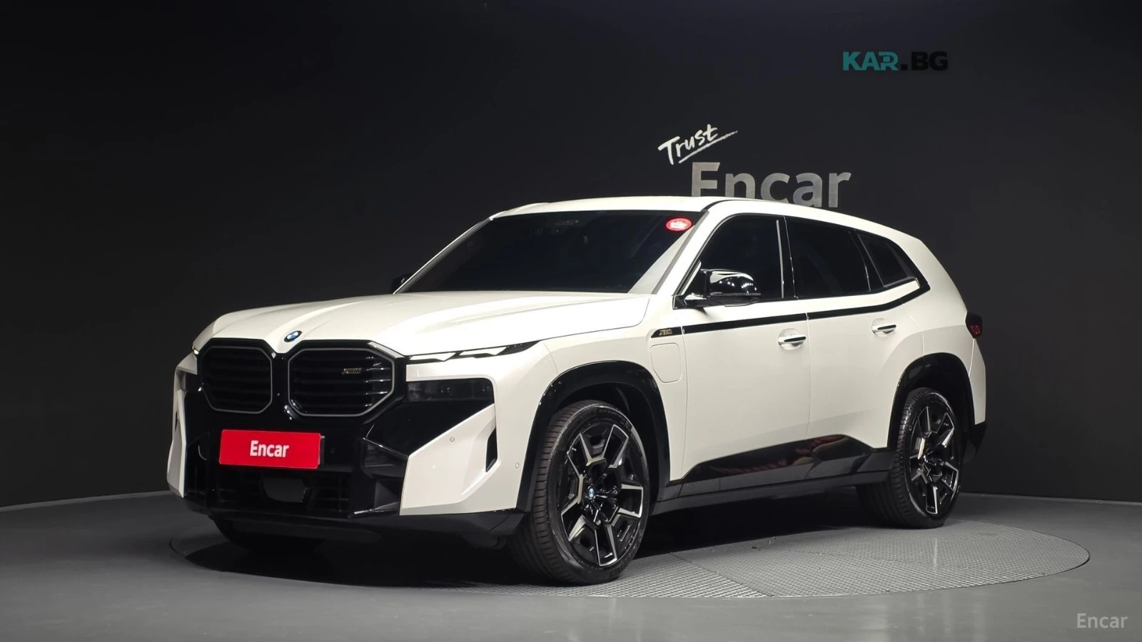 BMW XM 4.4* HUD* МАСАЖИ* 360* КОЖА* ОБДУХВ