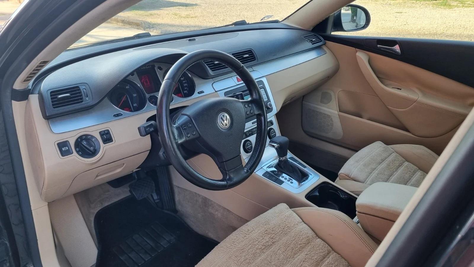 VW Passat 2.0TDI Avtomat, снимка 5 - Автомобили и джипове - 55225587