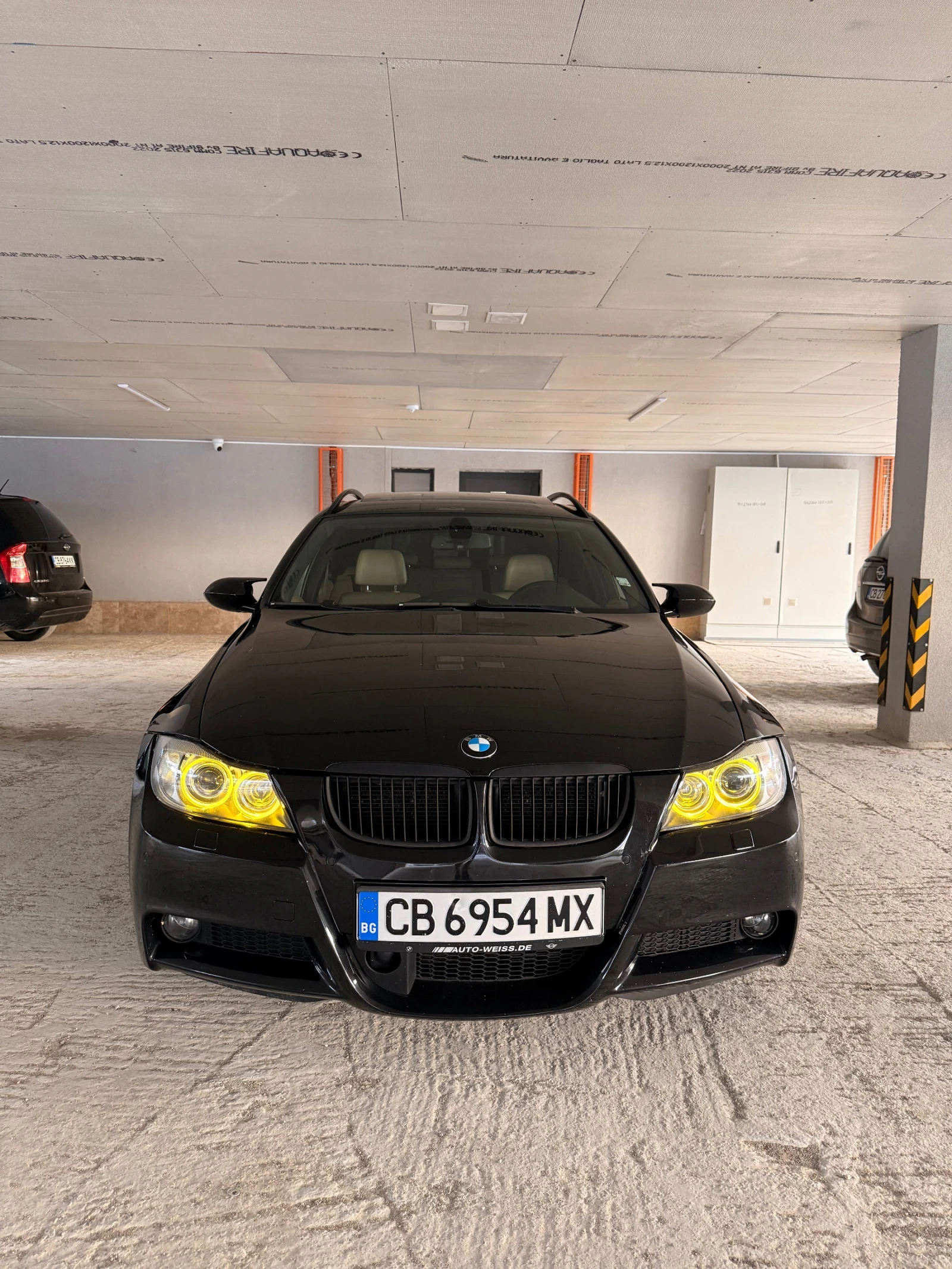 BMW 330 BMW 330D-231кс* KEYLESS* М Пакет* Навигация, снимка 3 - Автомобили и джипове - 55381921