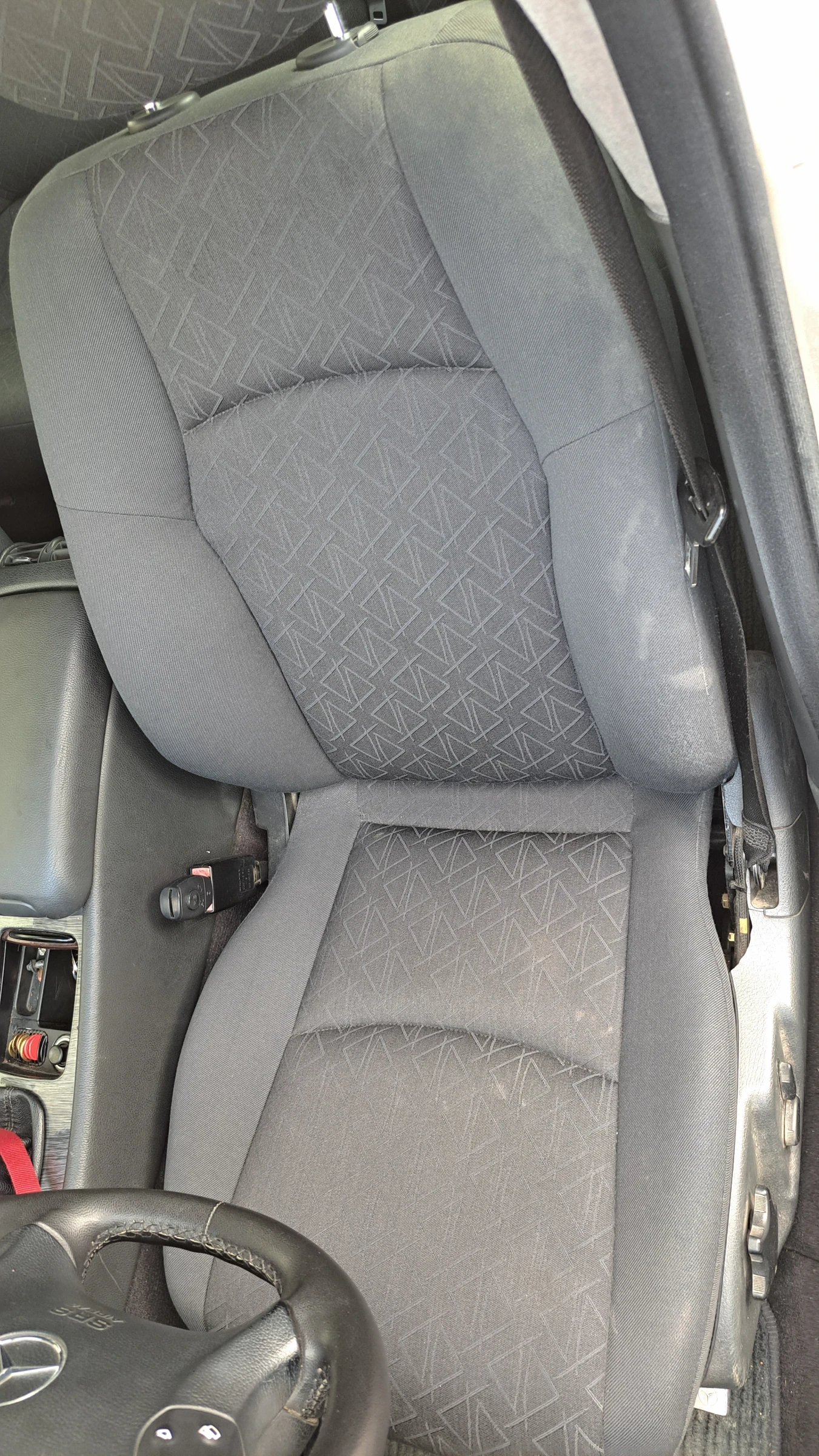 Mercedes-Benz C 200, снимка 15 - Автомобили и джипове - 55564836