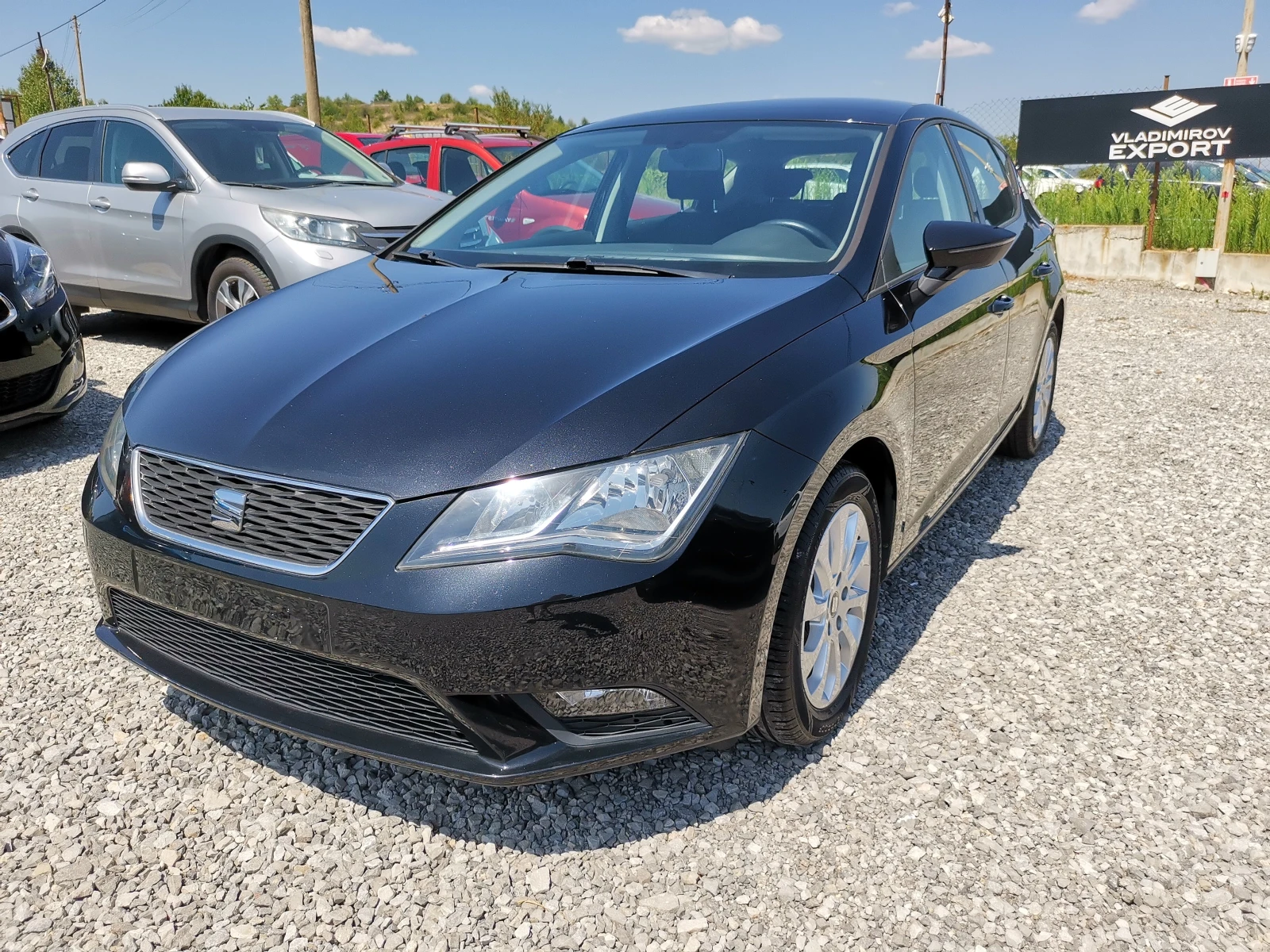 Seat Leon 1.6TDI E5B / Реални КМ / 1 СОБСТВЕНИК / БЕЗ РЪЖДА, снимка 5 - Автомобили и джипове - 55655111