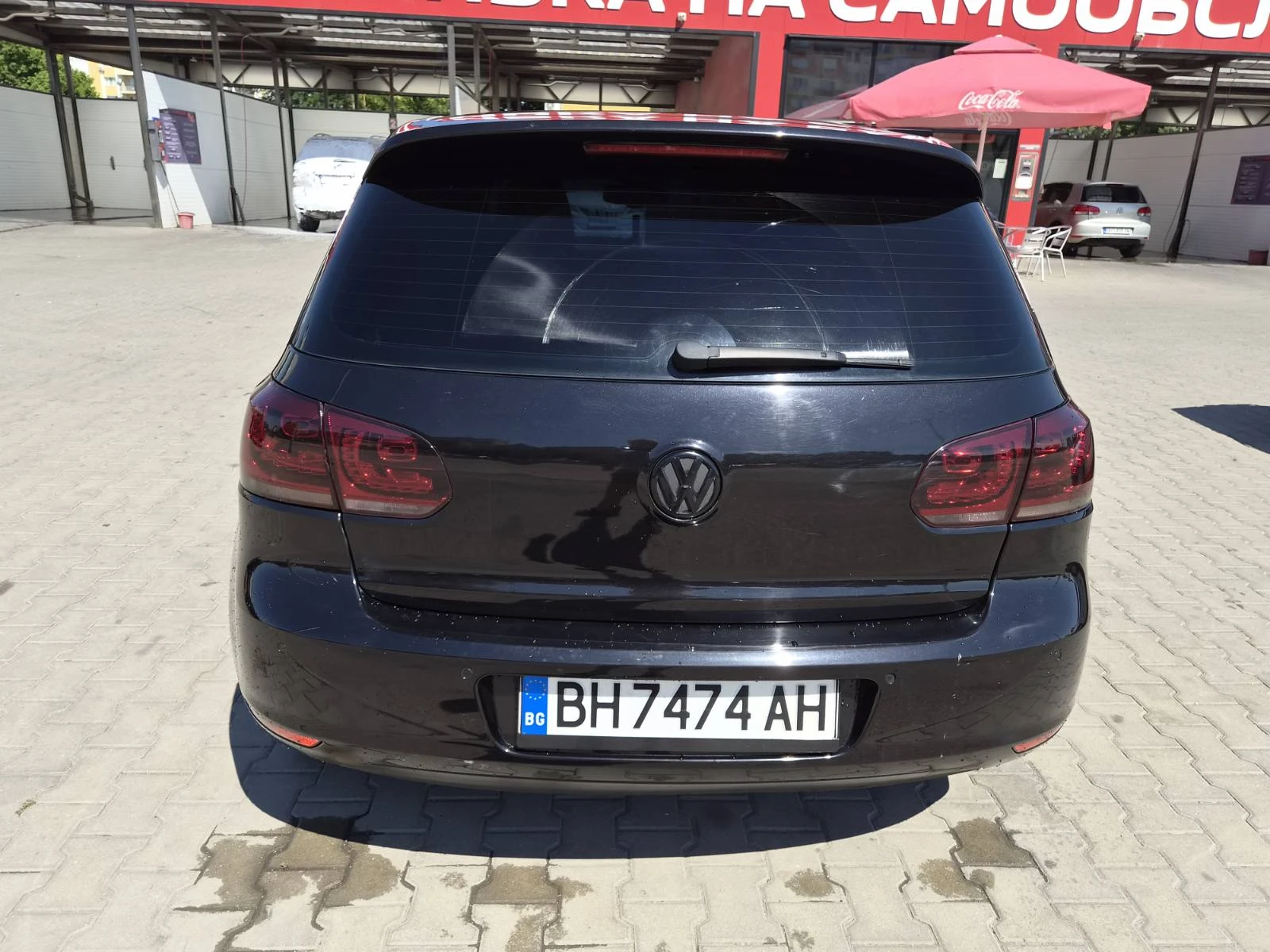 VW Golf 1.6 TDI, снимка 10 - Автомобили и джипове - 55677293