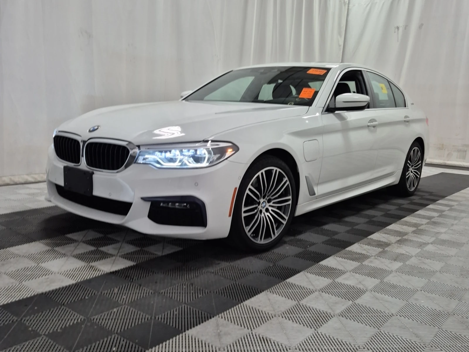 BMW 530E * XDRIVE IPERFORMANCE * CARFAX * 