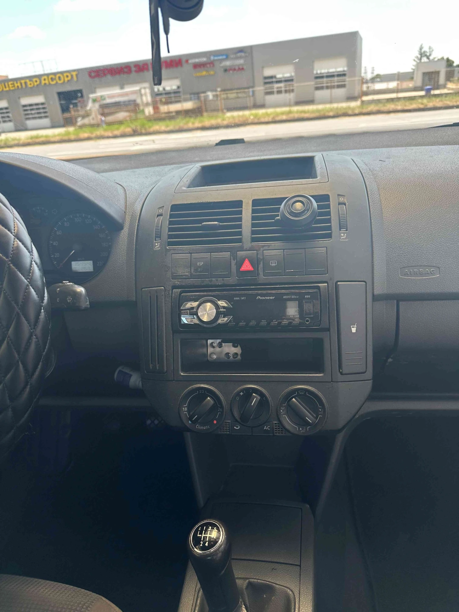 VW Polo FSI Facelift, снимка 8 - Автомобили и джипове - 56121241