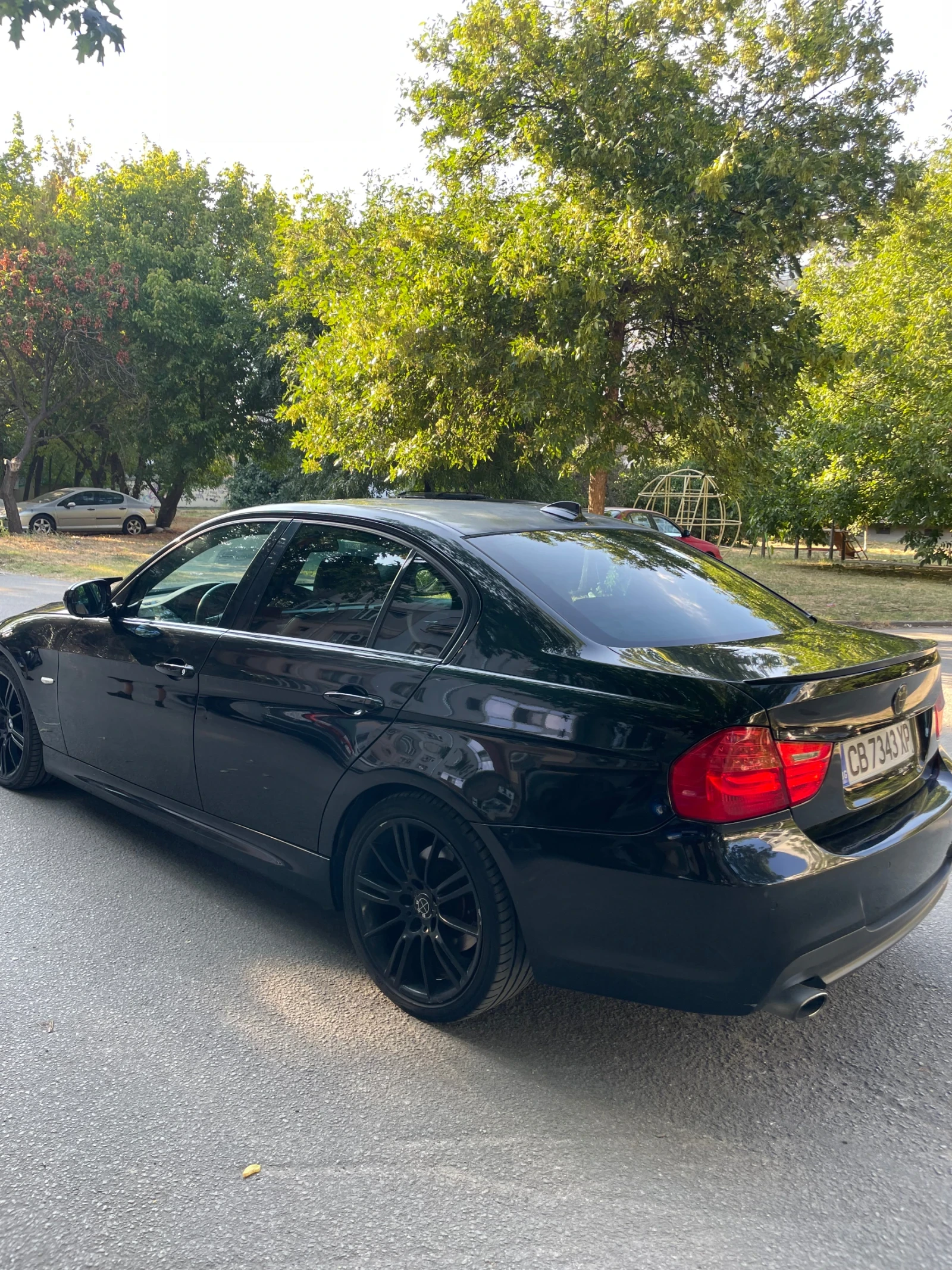 BMW 320 M-pack  | FACELIFT, снимка 4 - Автомобили и джипове - 56184678