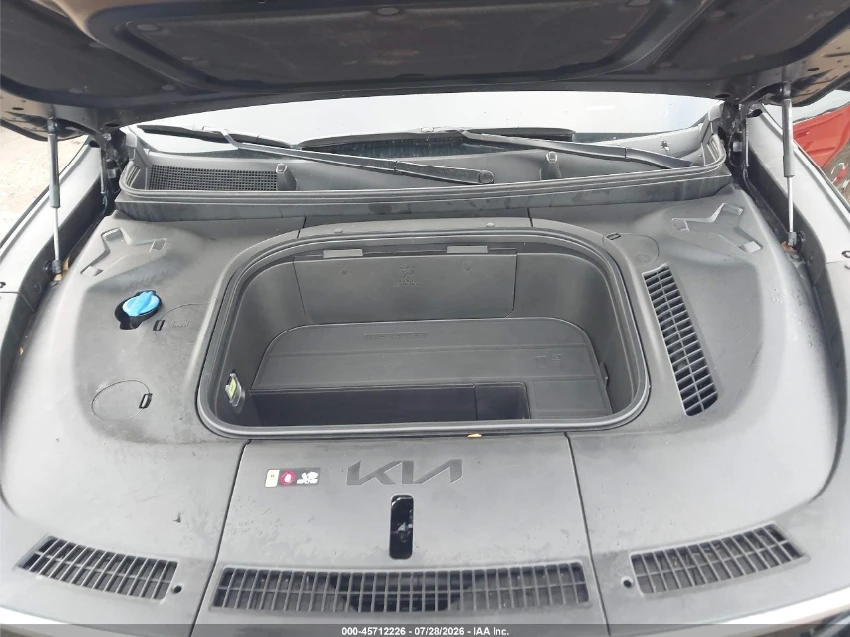 Kia EV9, снимка 10 - Автомобили и джипове - 56222754