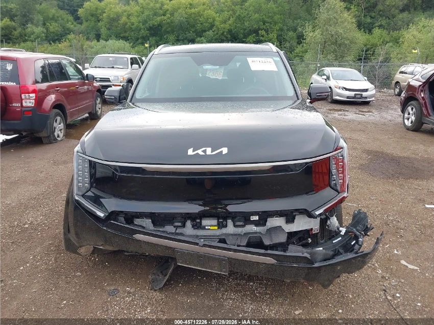 Kia EV9, снимка 2 - Автомобили и джипове - 56222754
