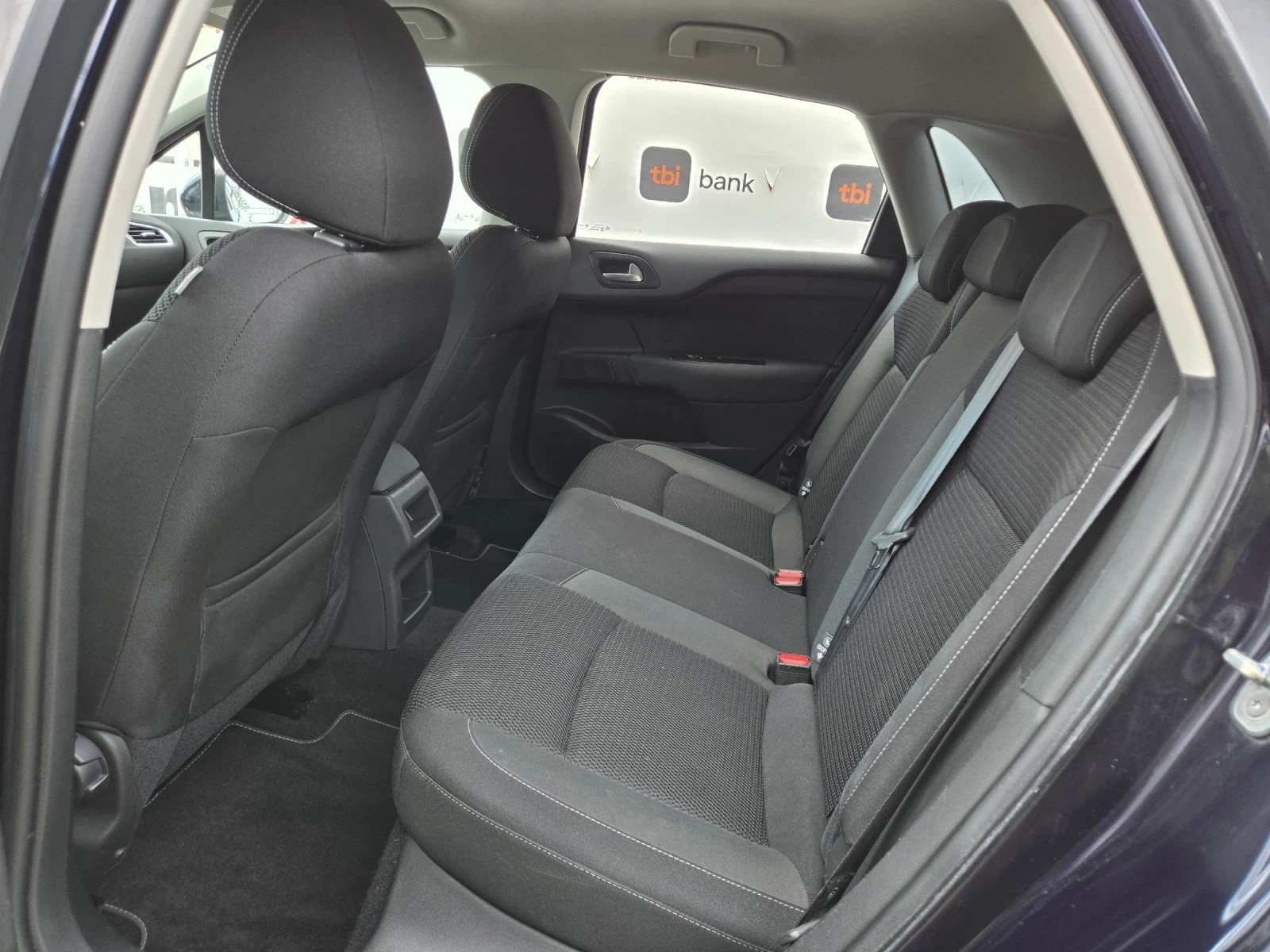 Citroen C4 1.6HDI-99кс= АВТОПИЛОТ= ПАРКТРОНИК= НАВИ= 2017г, снимка 9 - Автомобили и джипове - 56247593