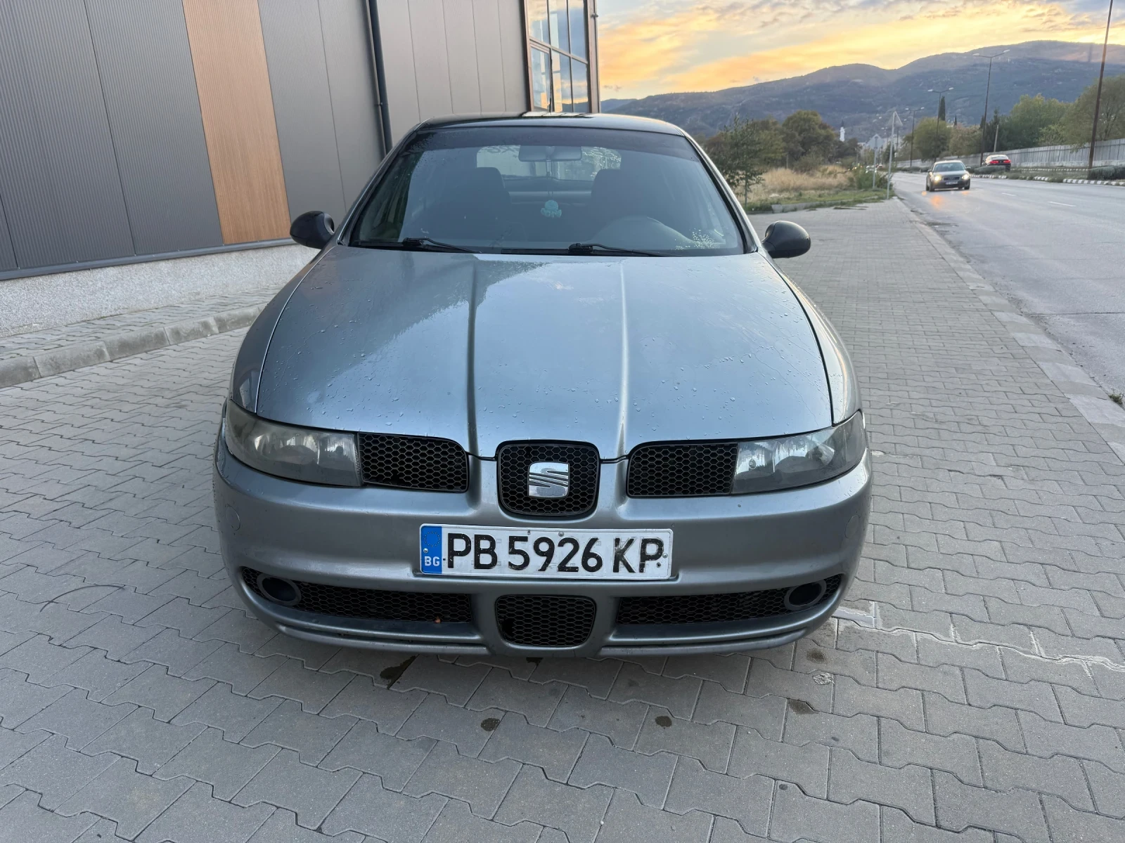 Seat Leon, снимка 2 - Автомобили и джипове - 56749080