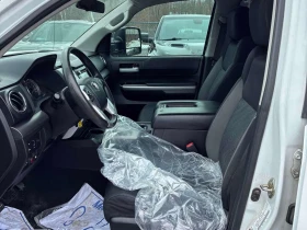 Toyota Tundra * SR5 * KEYLESS* , снимка 12