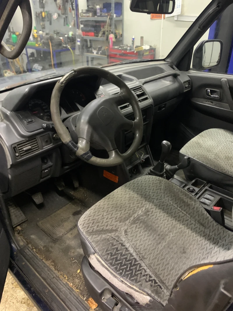 Mitsubishi Pajero Mitsubishi Pajero 2.5, снимка 5 - Автомобили и джипове - 48081553