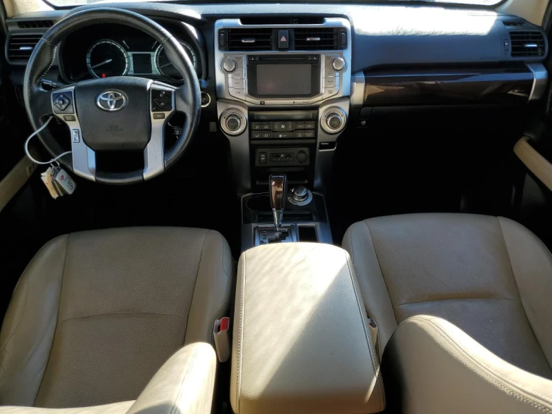 Toyota 4runner SR5 Кожа* Keyless* 4x4* Обдух* , снимка 8 - Автомобили и джипове - 48387032