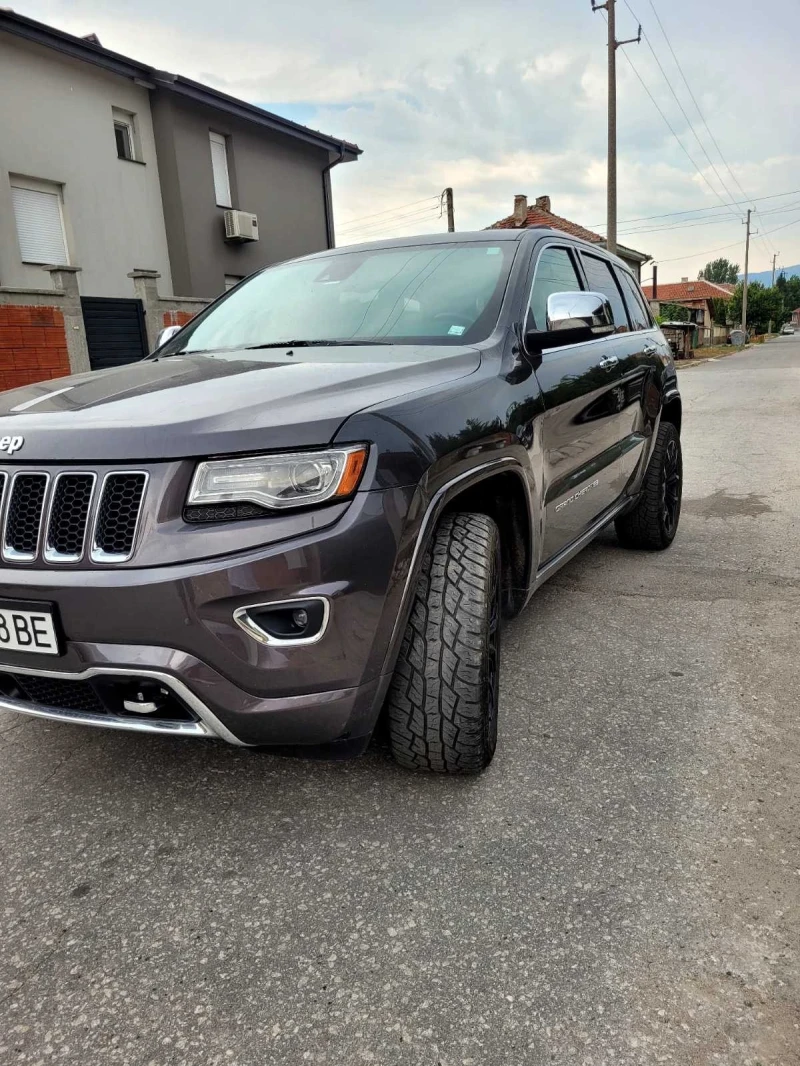 Jeep Grand cherokee Overland, снимка 4 - Автомобили и джипове - 48586399