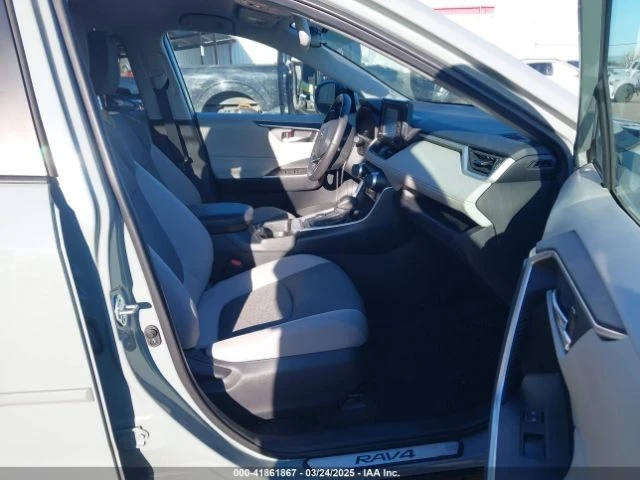 Toyota Rav4  - изображение 6