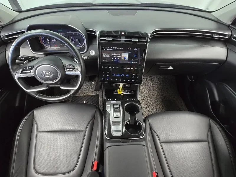Hyundai Tucson 2.0 2WD MODERN, снимка 7 - Автомобили и джипове - 56161241
