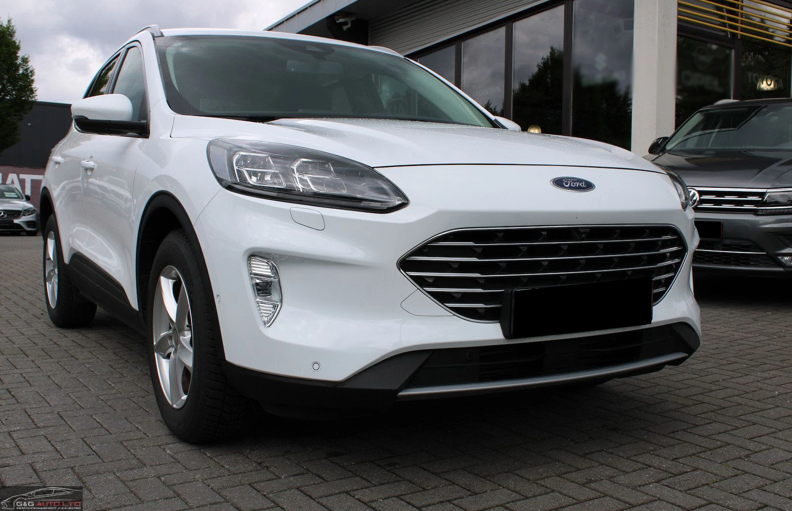 Ford Kuga 2.0/TITANIUM/120HP/NAVI/LED/B&O/LANE-ASSIST/193f - изображение 5