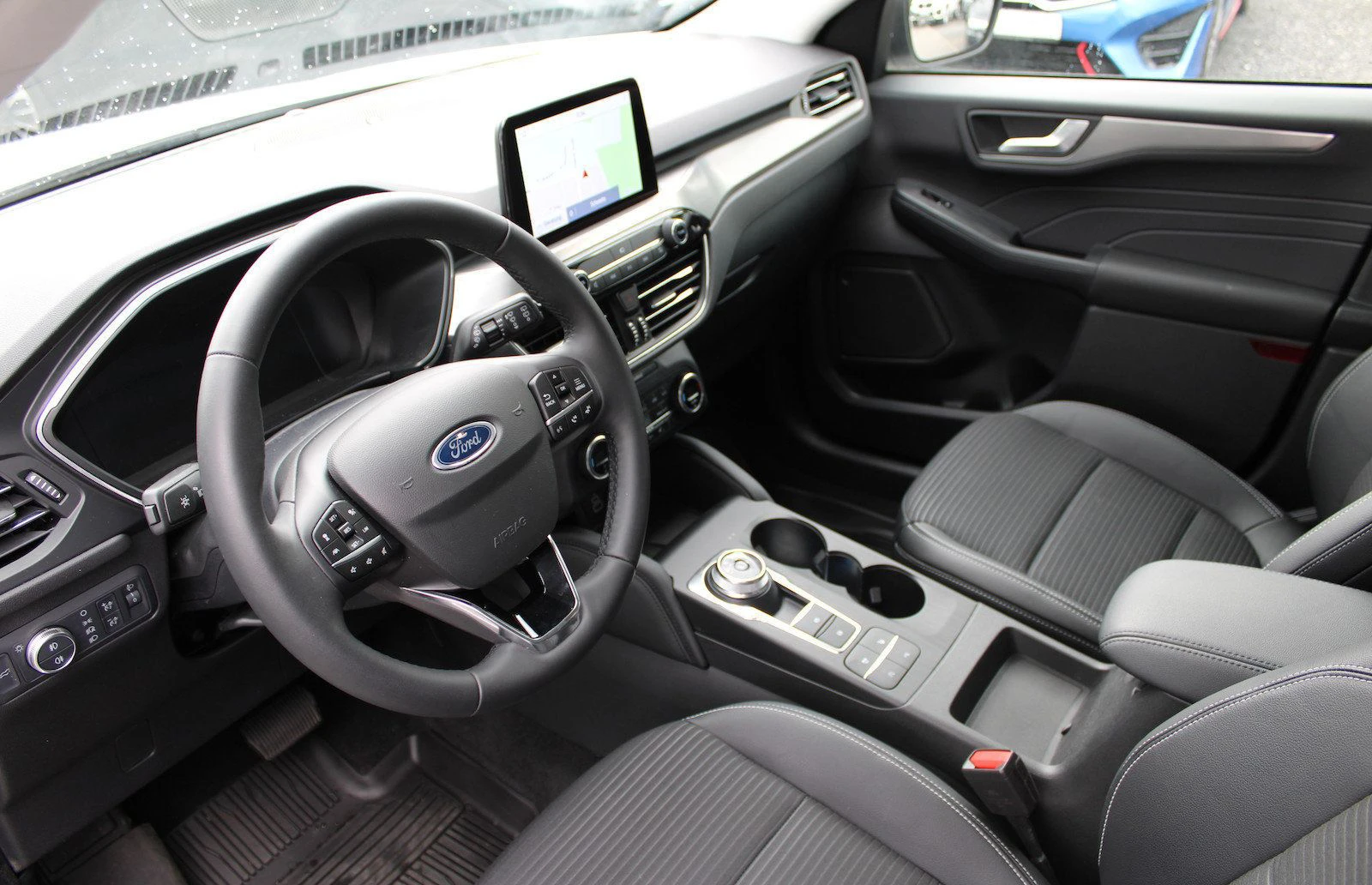 Ford Kuga 2.0/TITANIUM/120HP/NAVI/LED/B&O/LANE-ASSIST/193f - изображение 10