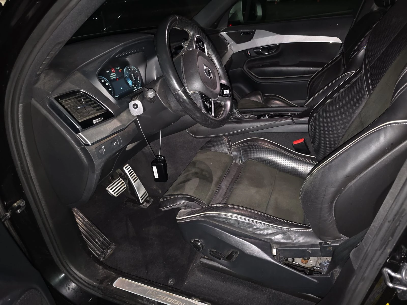 Volvo Xc90 R-Design* 360* Park Assist* Дистроник* Пано*  - изображение 7