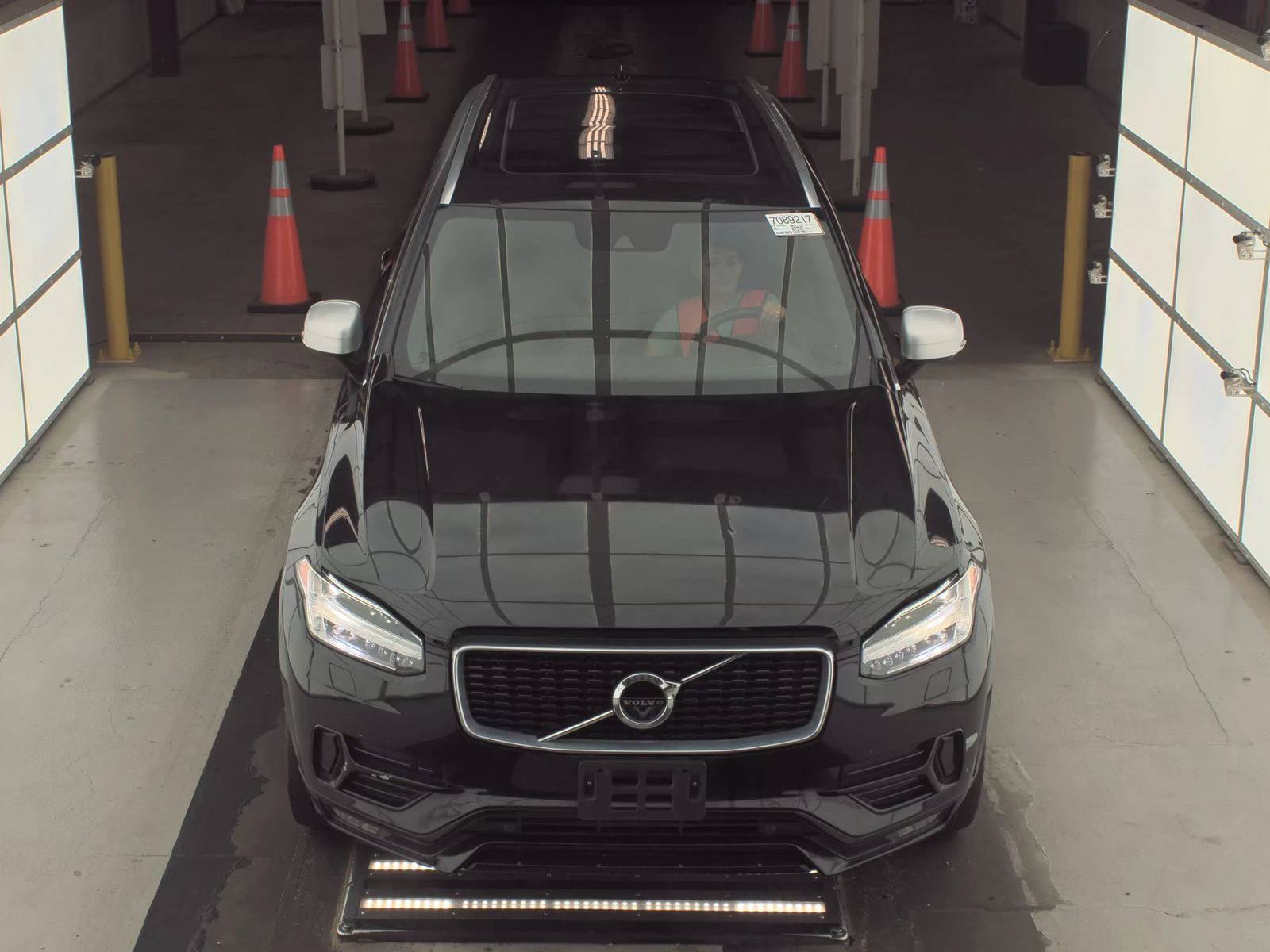 Volvo Xc90 R-Design* 360* Park Assist* Дистроник* Пано*  - изображение 2