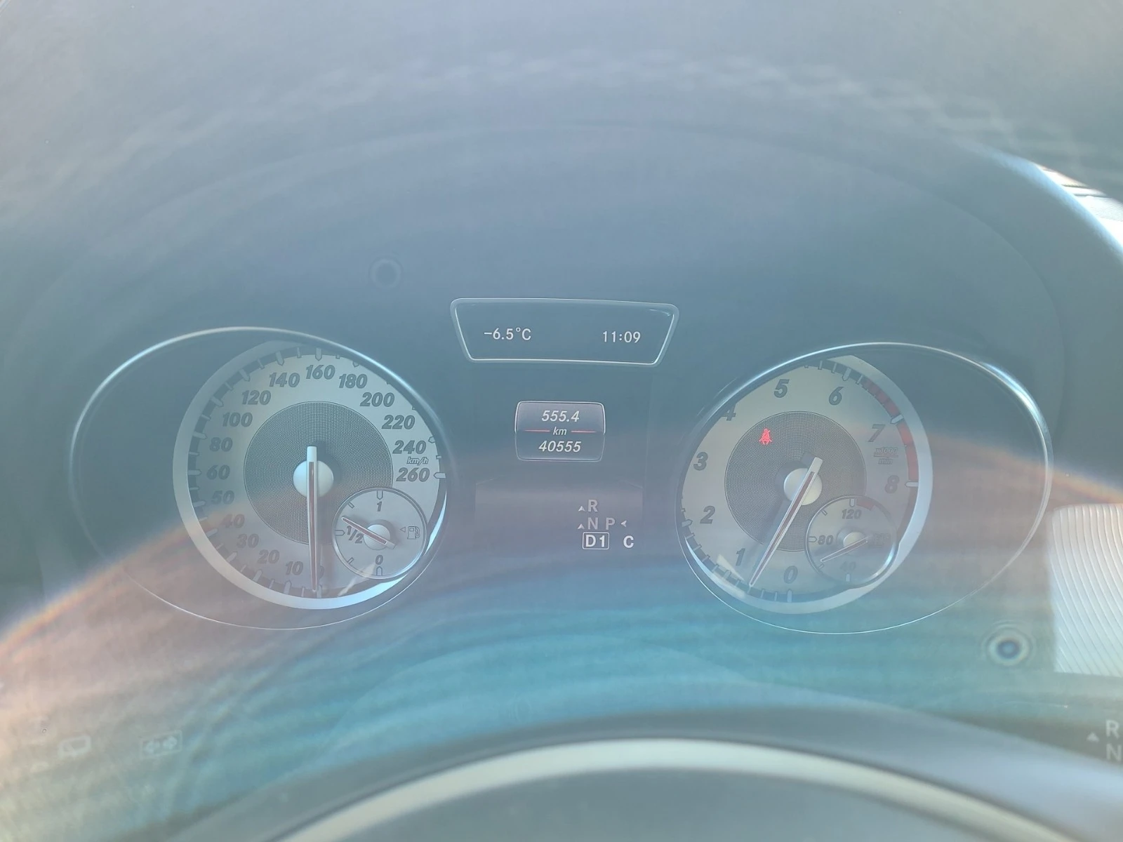 Mercedes-Benz GLA 250 4MATIC * * PANO * * CARFAX * * АВТО КРЕДИТ * * , снимка 8 - Автомобили и джипове - 53774508