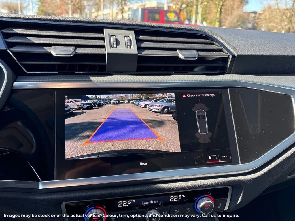 Audi Q3 40 TFSI* AвтоКредит * (ЦЕНА ДО БГ), снимка 11 - Автомобили и джипове - 54036912