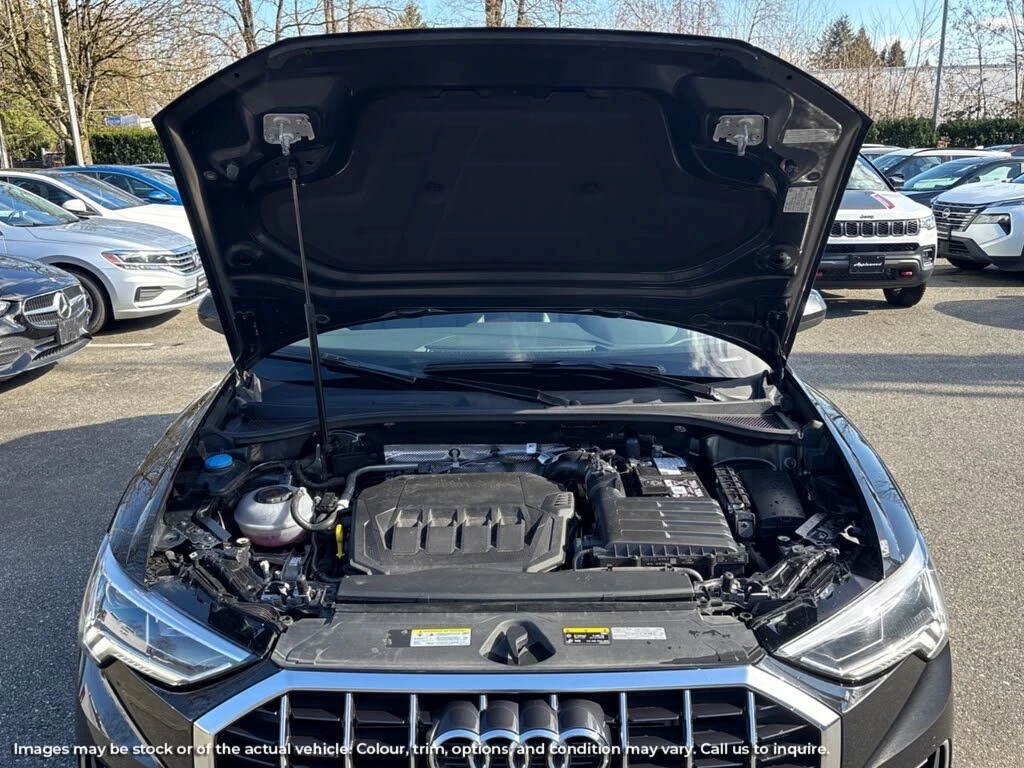 Audi Q3 40 TFSI* AвтоКредит * (ЦЕНА ДО БГ), снимка 14 - Автомобили и джипове - 54036912