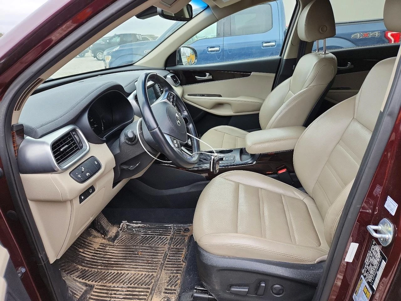 Kia Sorento EX V6, снимка 5 - Автомобили и джипове - 54063777