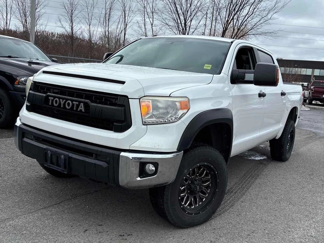 Toyota Tundra * SR5 * KEYLESS* 