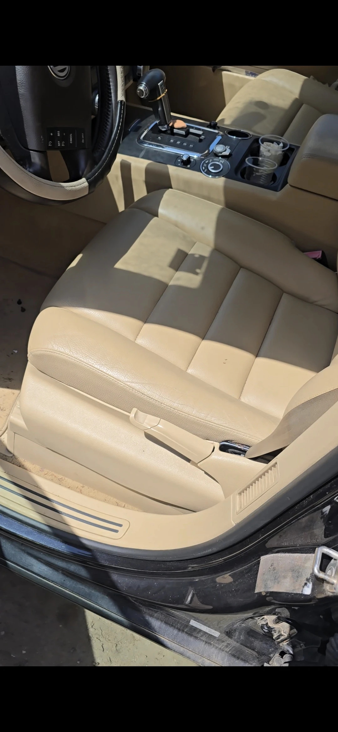 VW Touareg, снимка 7 - Автомобили и джипове - 54772435
