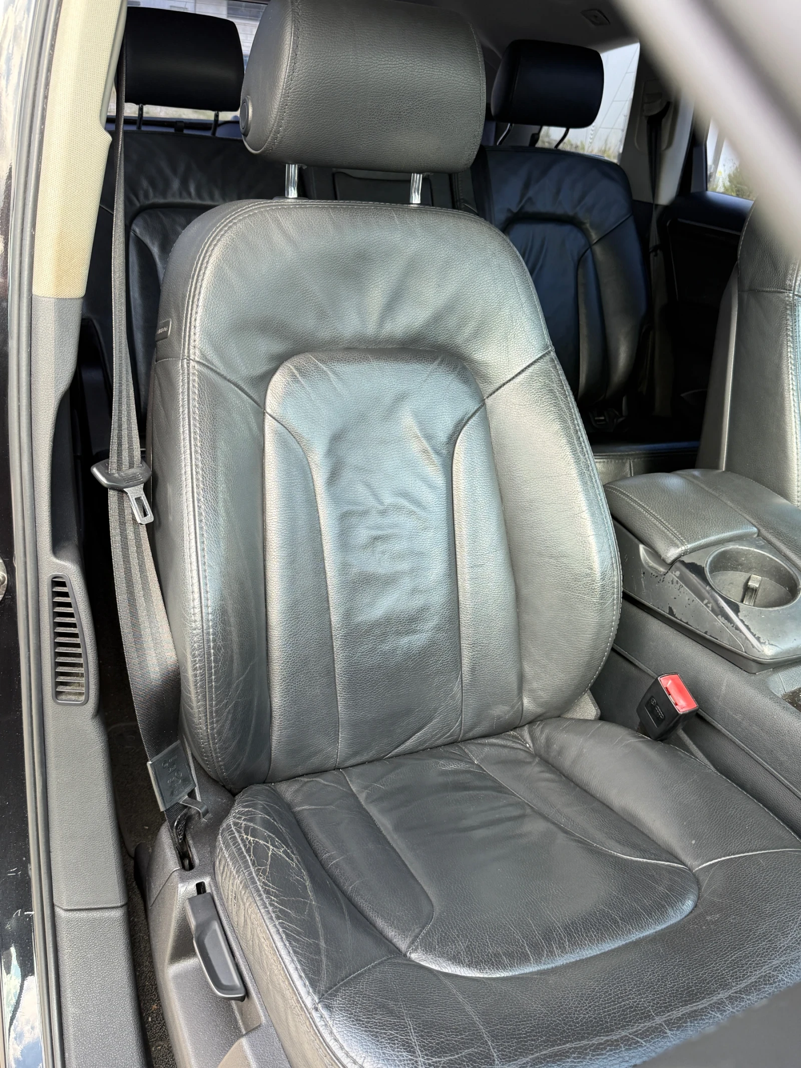 Audi Q7 3.0 Tdi Quattro 233 cv 7m., снимка 3 - Автомобили и джипове - 54876860