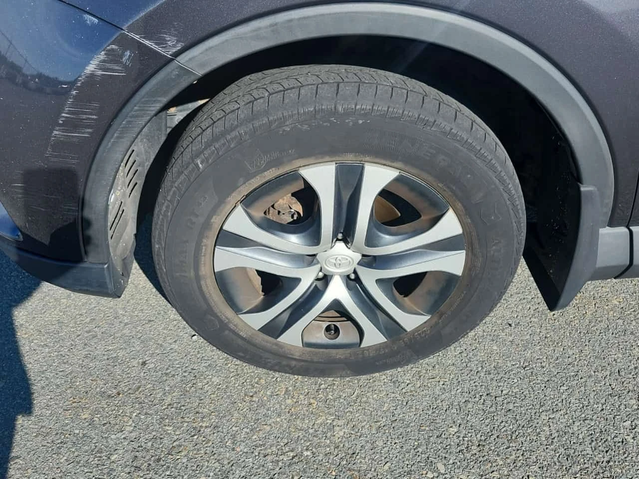 Toyota Rav4 LE/CARFAX/ФИНАНСИРАНЕ, снимка 6 - Автомобили и джипове - 55707396