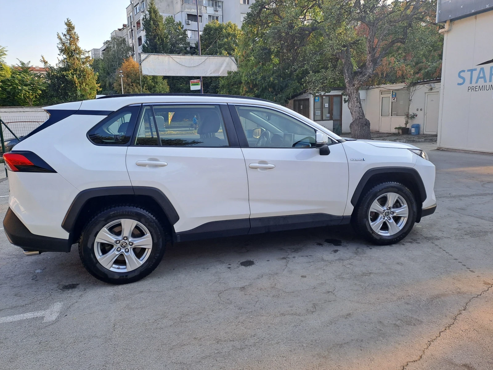 Toyota Rav4, снимка 2 - Автомобили и джипове - 55848604