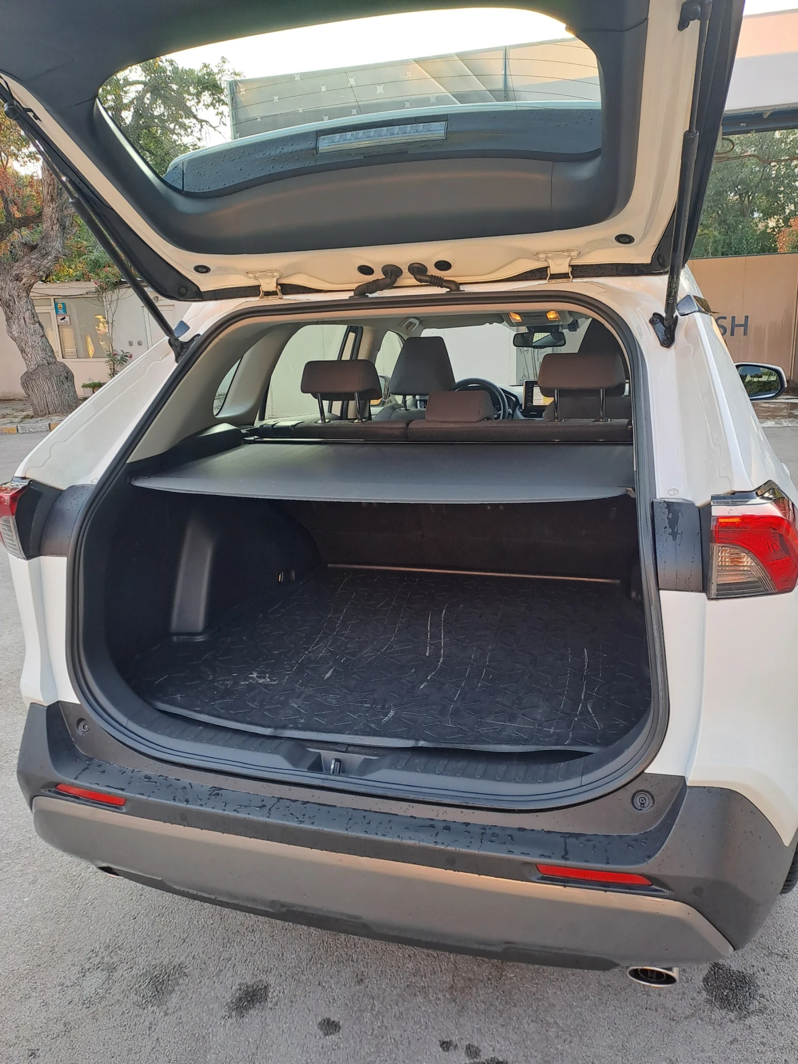 Toyota Rav4, снимка 3 - Автомобили и джипове - 55848604
