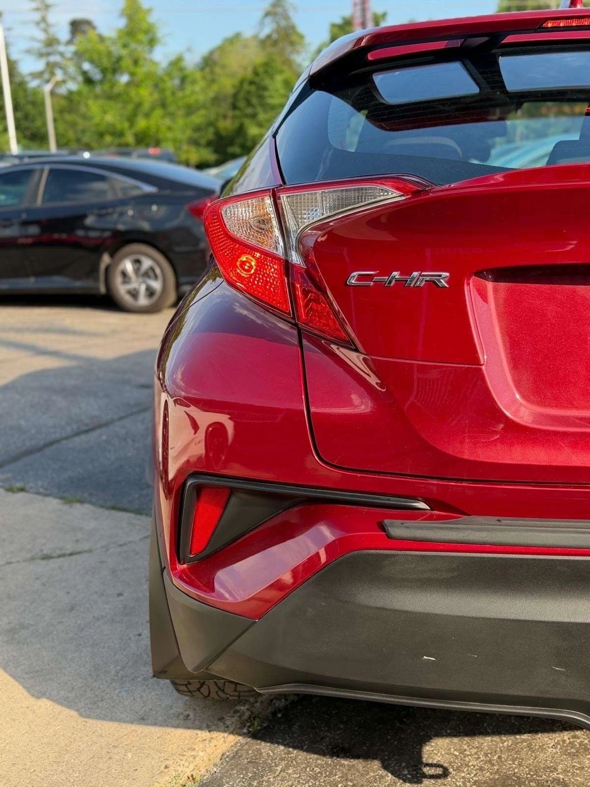 Toyota C-HR * FWD * XLE* * CARFAX * ЦЕНА ДО БГ, снимка 11 - Автомобили и джипове - 55987074