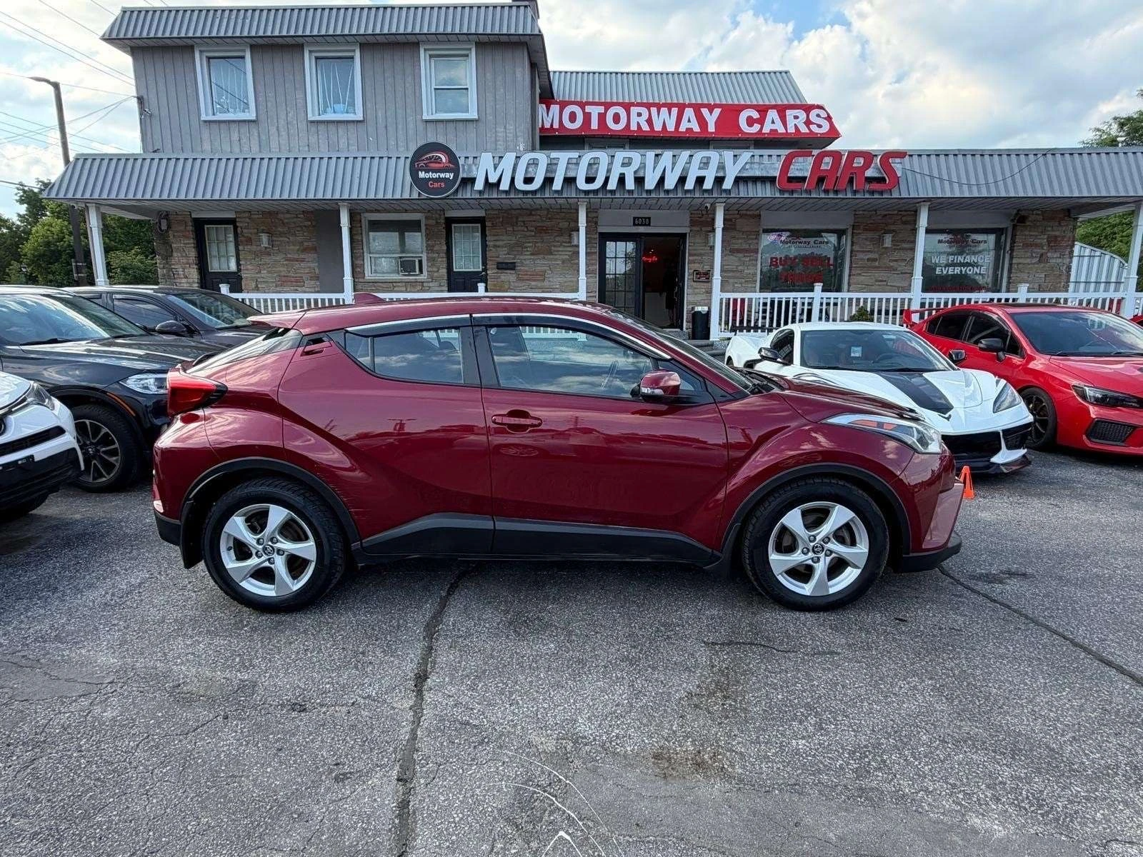 Toyota C-HR * FWD * XLE* * CARFAX * ЦЕНА ДО БГ, снимка 7 - Автомобили и джипове - 55987074